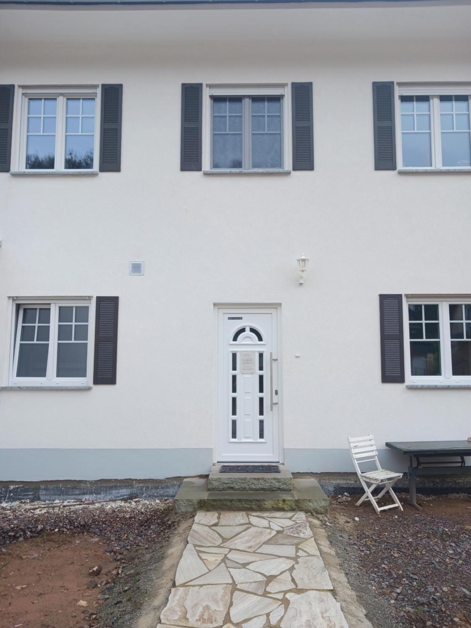 Schoene Neubauwohnung In Der Beckingen